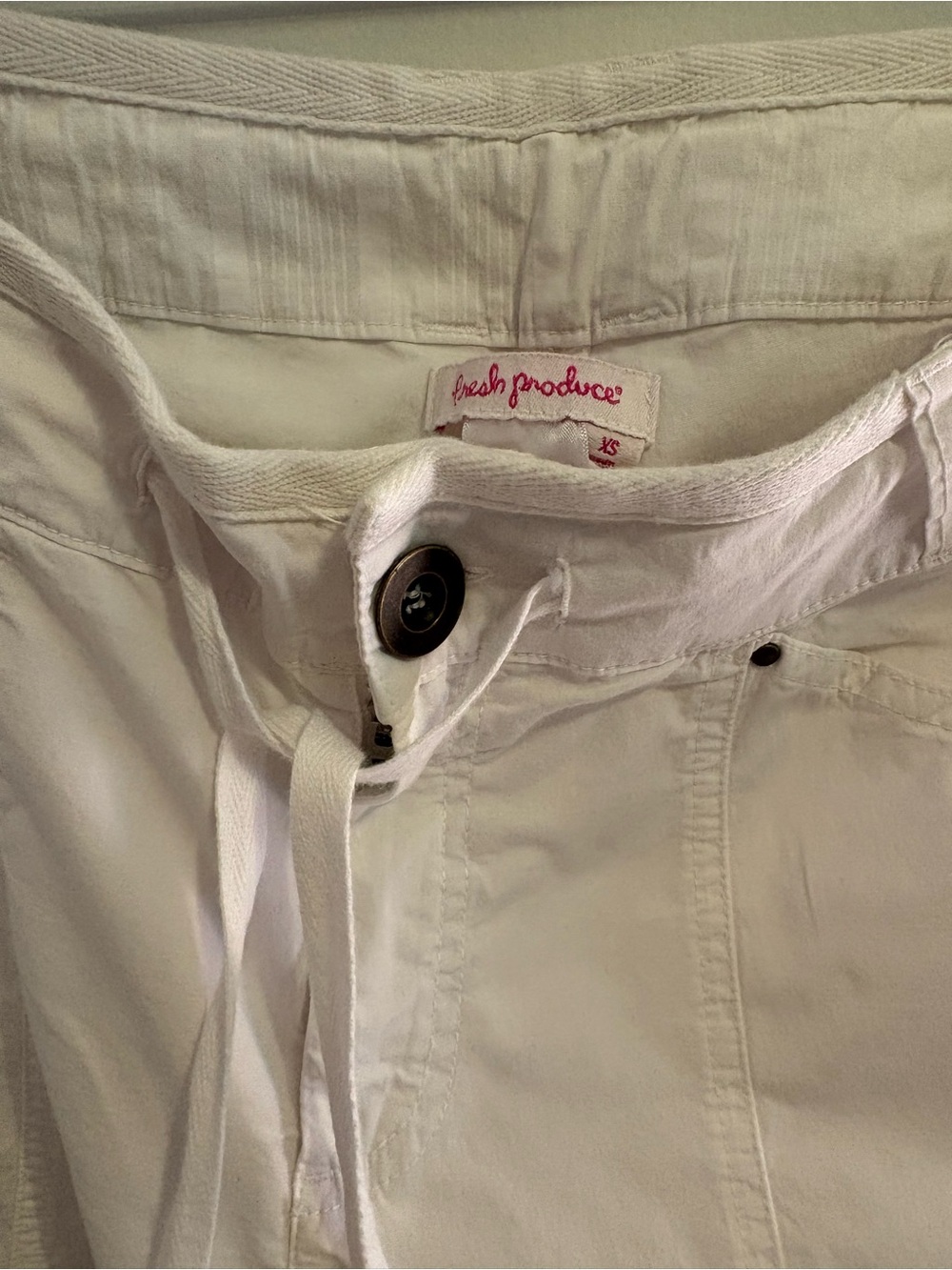 Fresh Produce White Relaxed cotton & spandex Drawstring Crop Pants - Picture 2 of 3